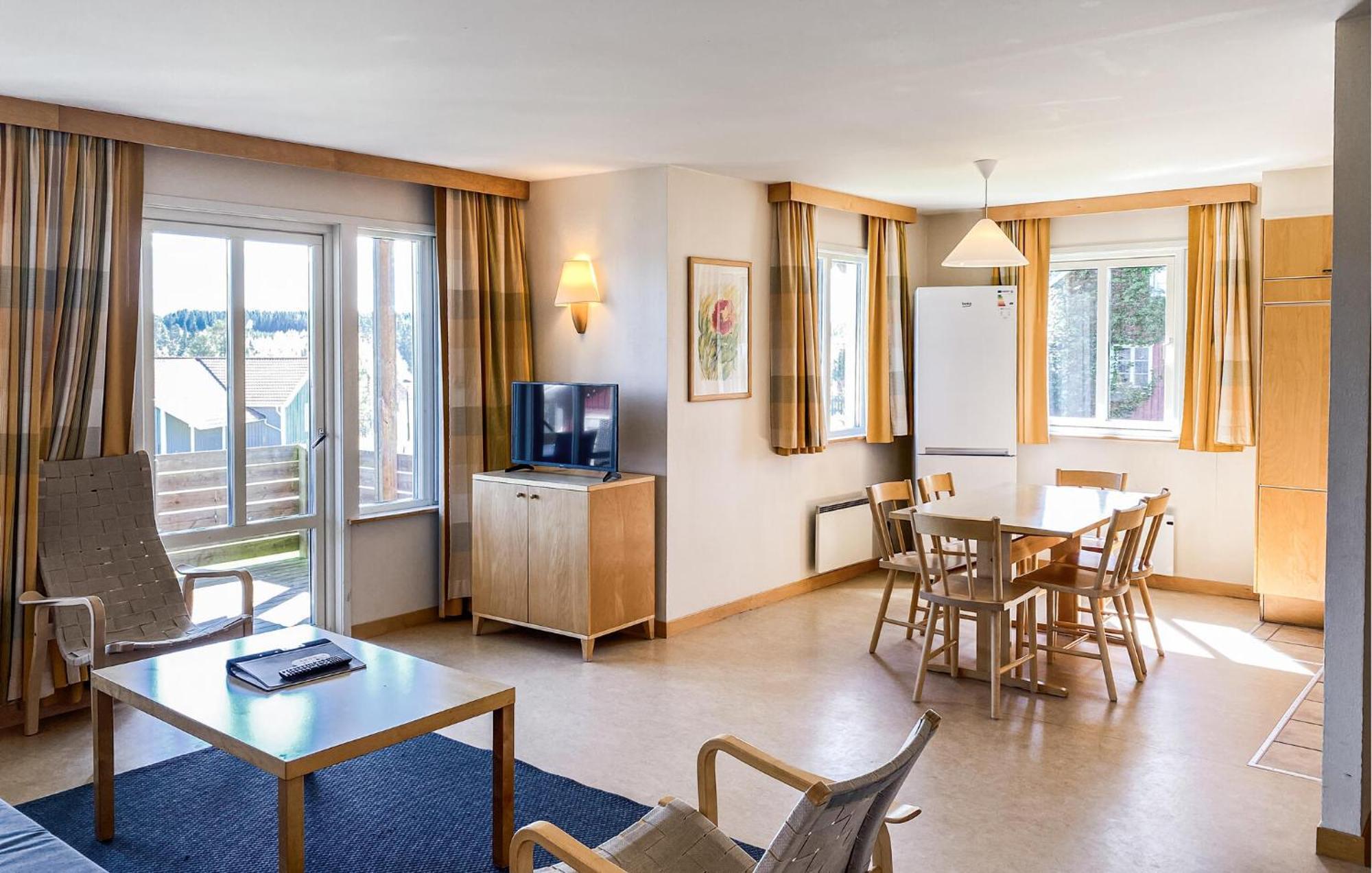 Nice Home In Hok-Joenkoeping-Skillingaryd With Wifi Svenstorp  Экстерьер фото